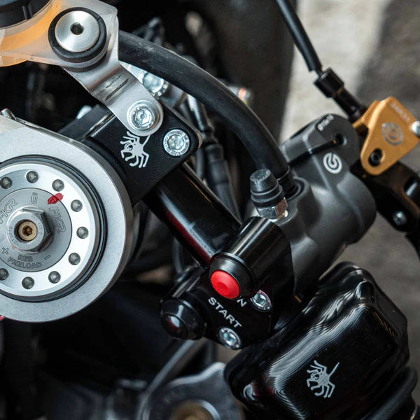 Interruptor de guiador direito WorldSSP Feel Racing Ducati Panigale V2 955 (20-24) FR.510.121 