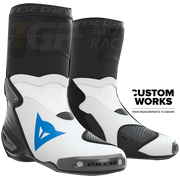 Botas de motociclo de corrida e estrada Dainese Axial 2 | Homem | Branco / Céu azul | Custom Works 