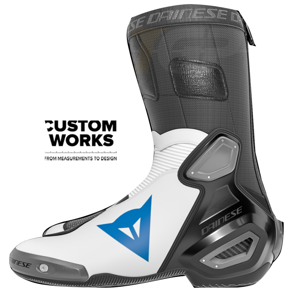 Botas de motociclo de corrida e estrada Dainese Axial 2 | Homem | Branco / Céu azul | Custom Works 