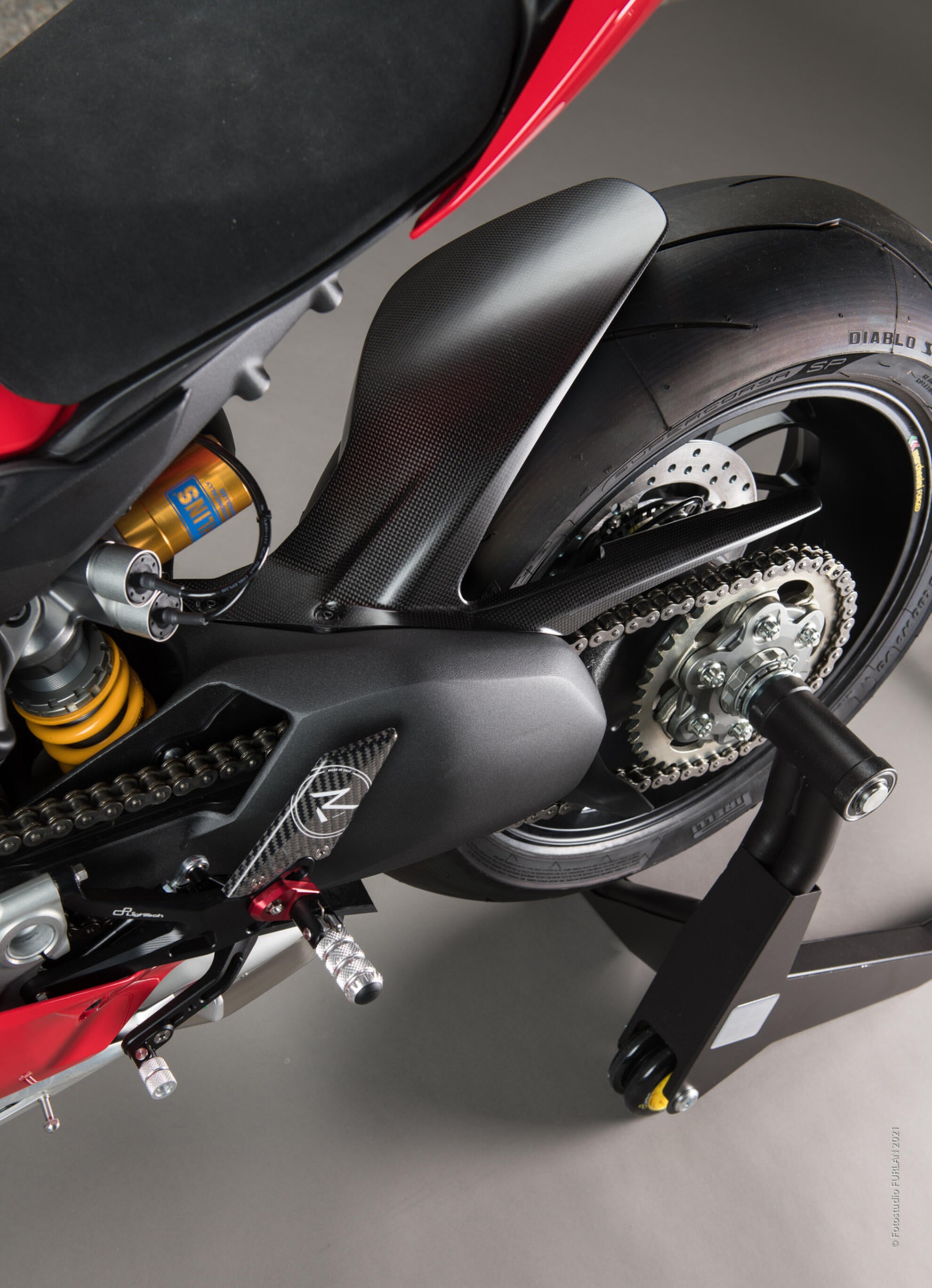 Rear fender Carbon LighTech Ducati Panigale V4/S/R (18-24) CARD0820 