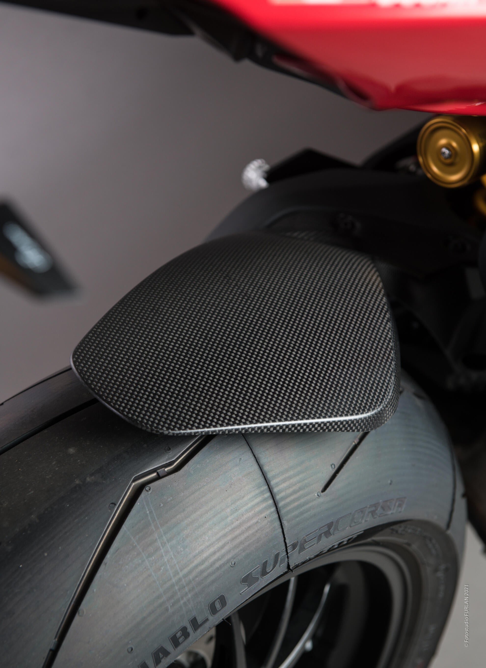 Rear fender Carbon LighTech Ducati Panigale V4/S/R (18-24) CARD0820 