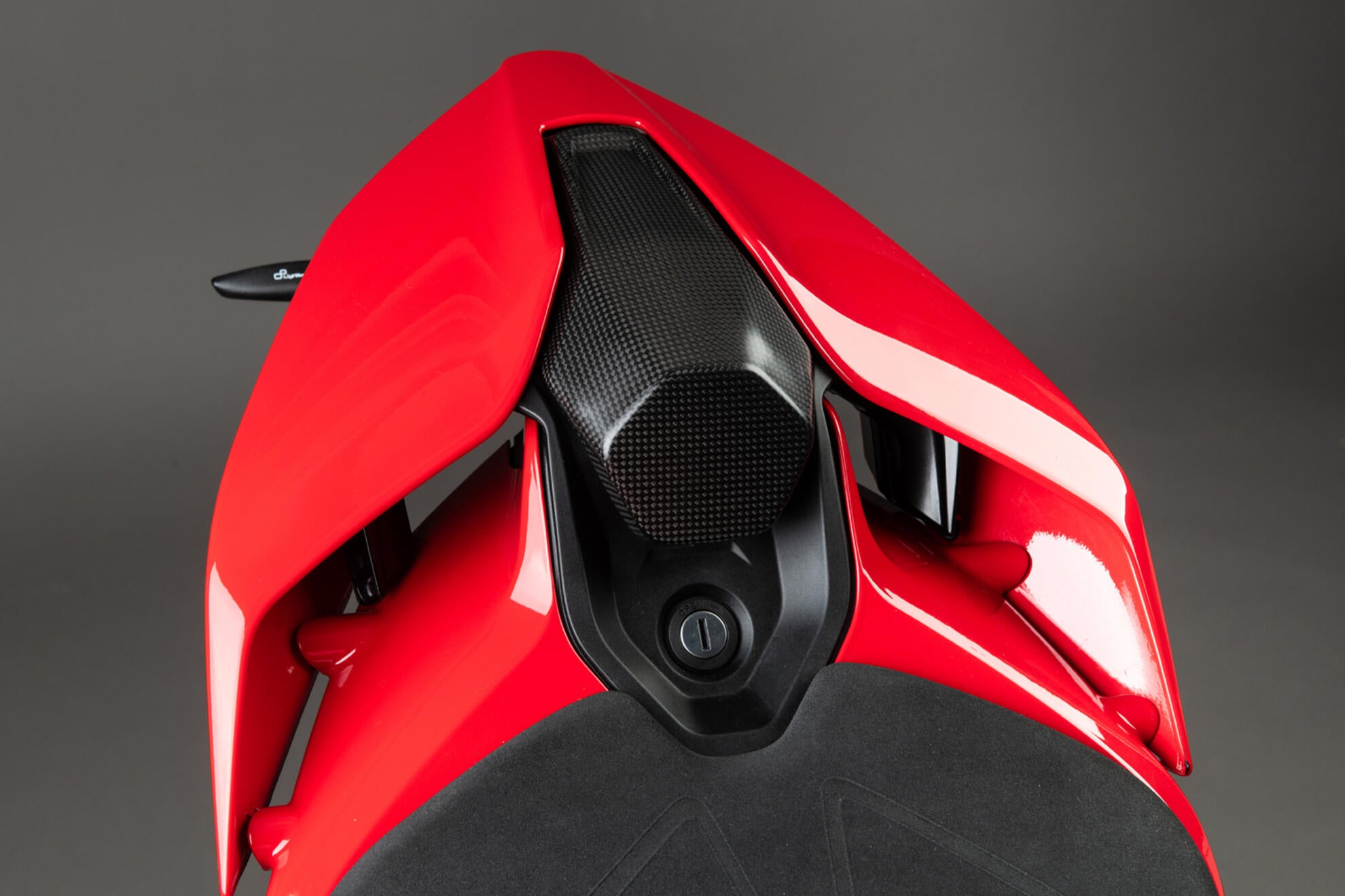 Paloma cover Carbon Lightech Ducati Panigale V4/S (2025) Card2492m