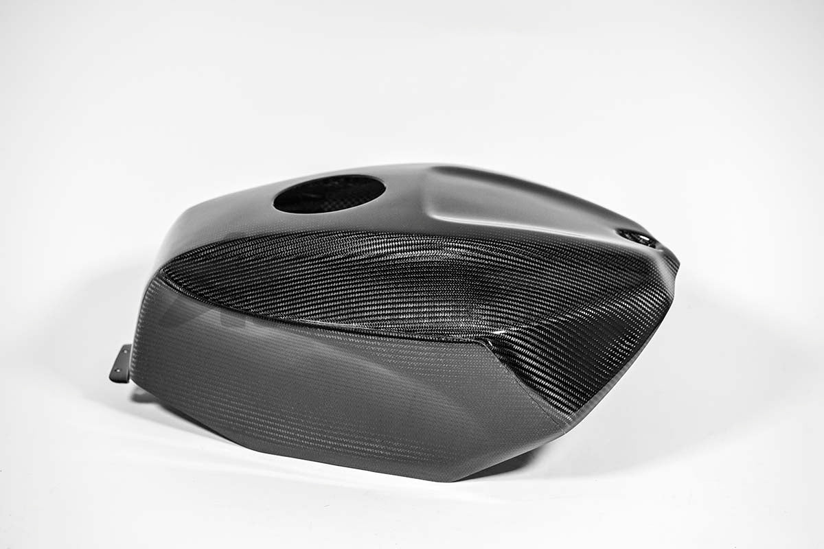 Tampa de tanque SBK 200g AP Carbon Line Aprilia RSV4/RR/1100 Factory (21-25) 