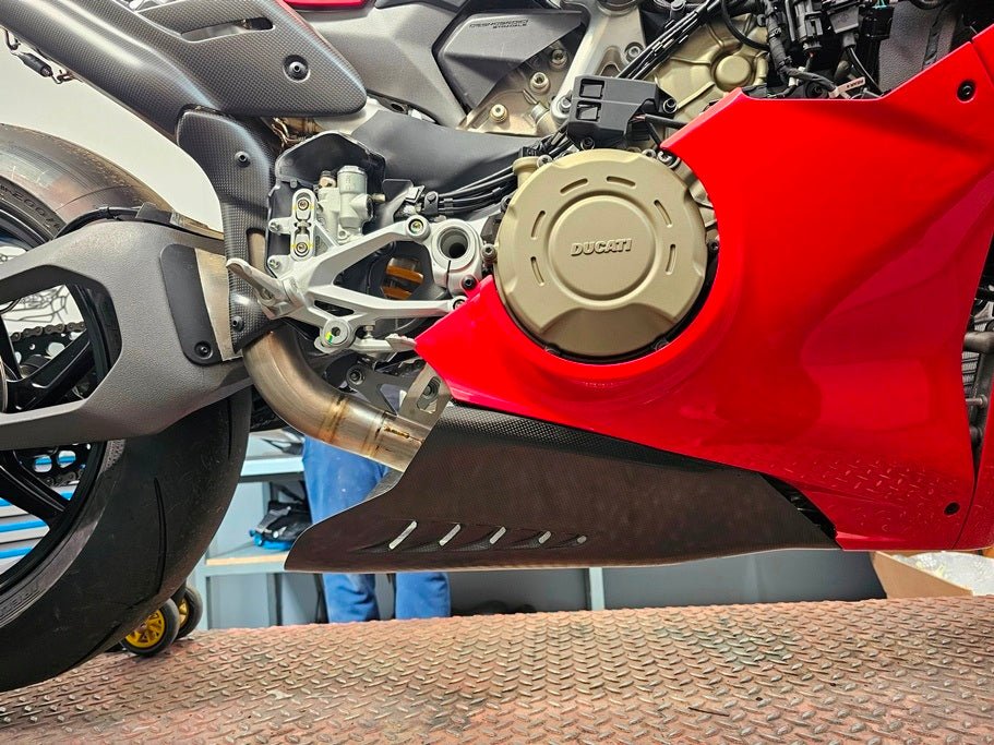 Spoiler de traseira em carbono Fullsix para Ducati Panigale V4/S (2025) 