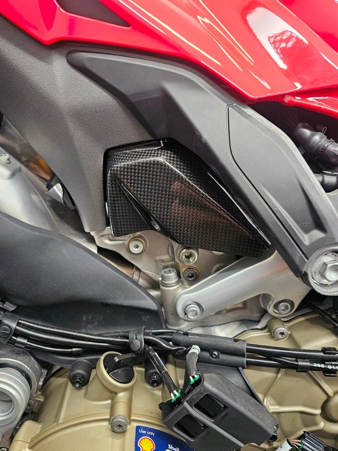 Tampas de cabeçote de cilindro Superior Conjunto Carbono Fullsix Ducati Panigale V4/S (2025) 