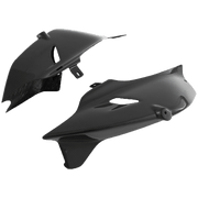 The rear cover center + below Race Carbon Fullsix Ducati Panigale V4/S (2025)