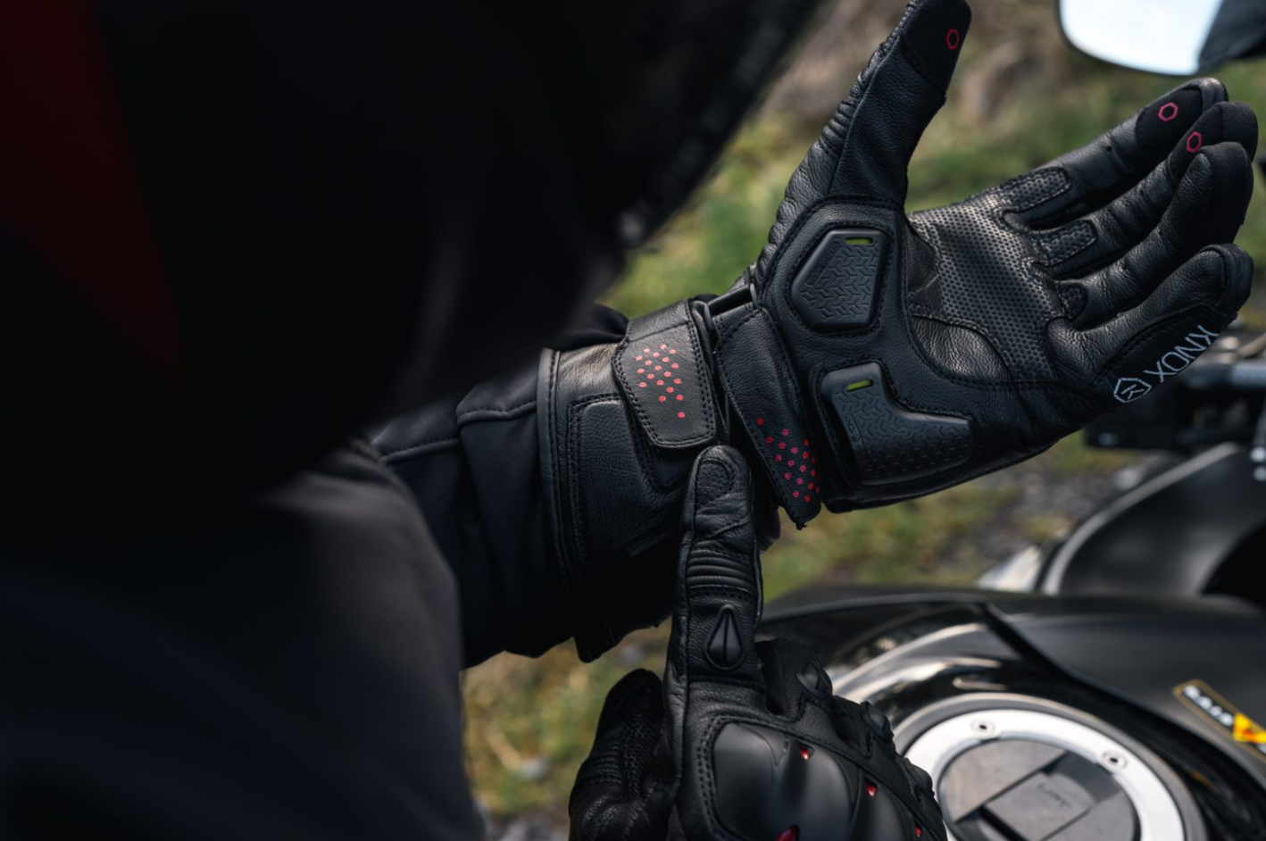 Knox Oulton MK2 Sport Leather Gloves | Men | Black/Red | 1011352110030 