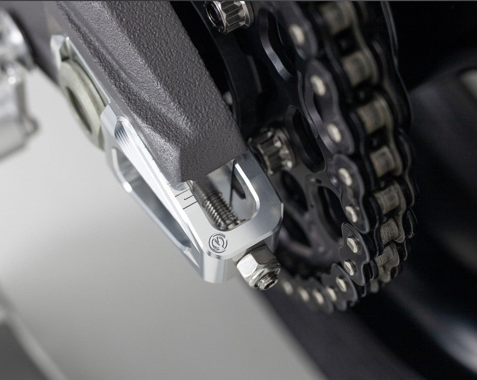 Kit de tensionador de corrente com suporte para pinça de travão e Brembo P2-30 69.5 mm XA6H530 Motocorse Ducati Panigale V4/S (2025) 