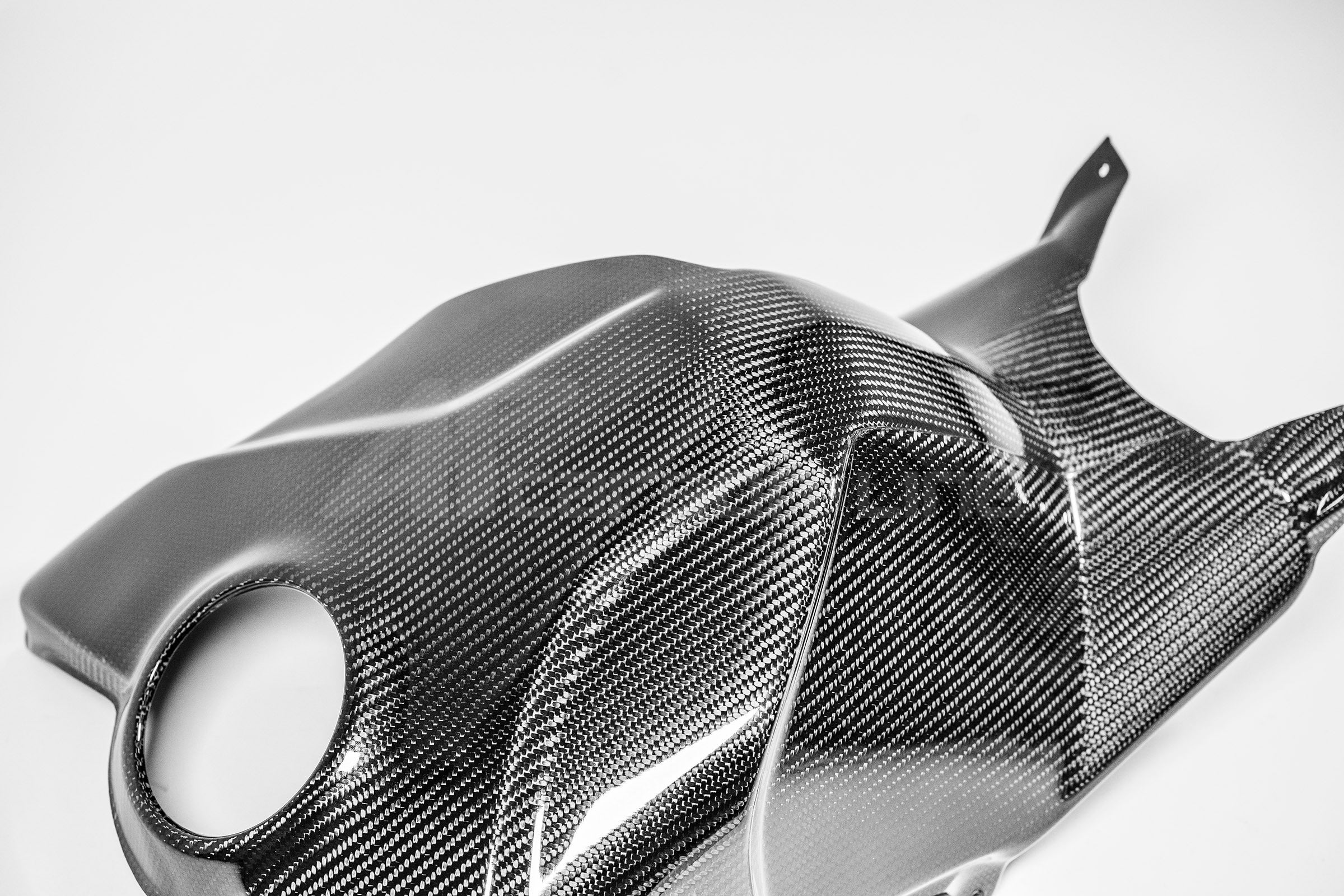 Tampa do tanque SBK 200g AP Carbon Line Ducati Panigale V4/S/R (22-24) 