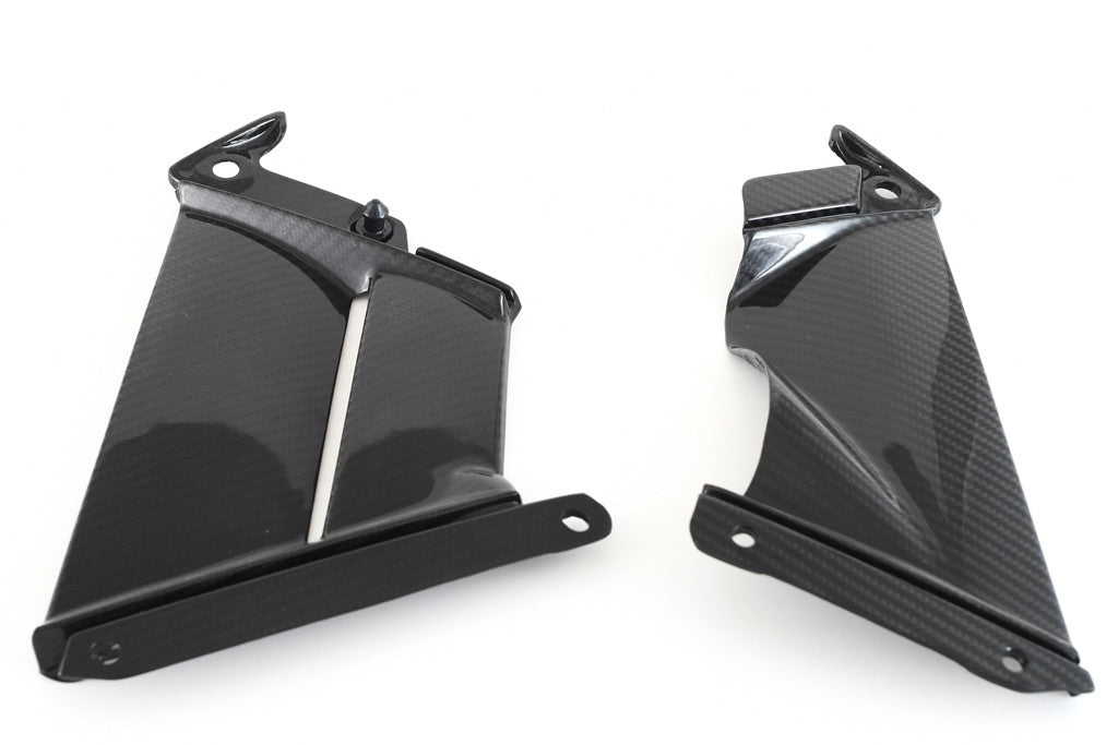Componentes internos do spoiler traseiro em carbono Fullsix para Aprilia RSV4/1100 Factory/R/RR/RF (09-20) 