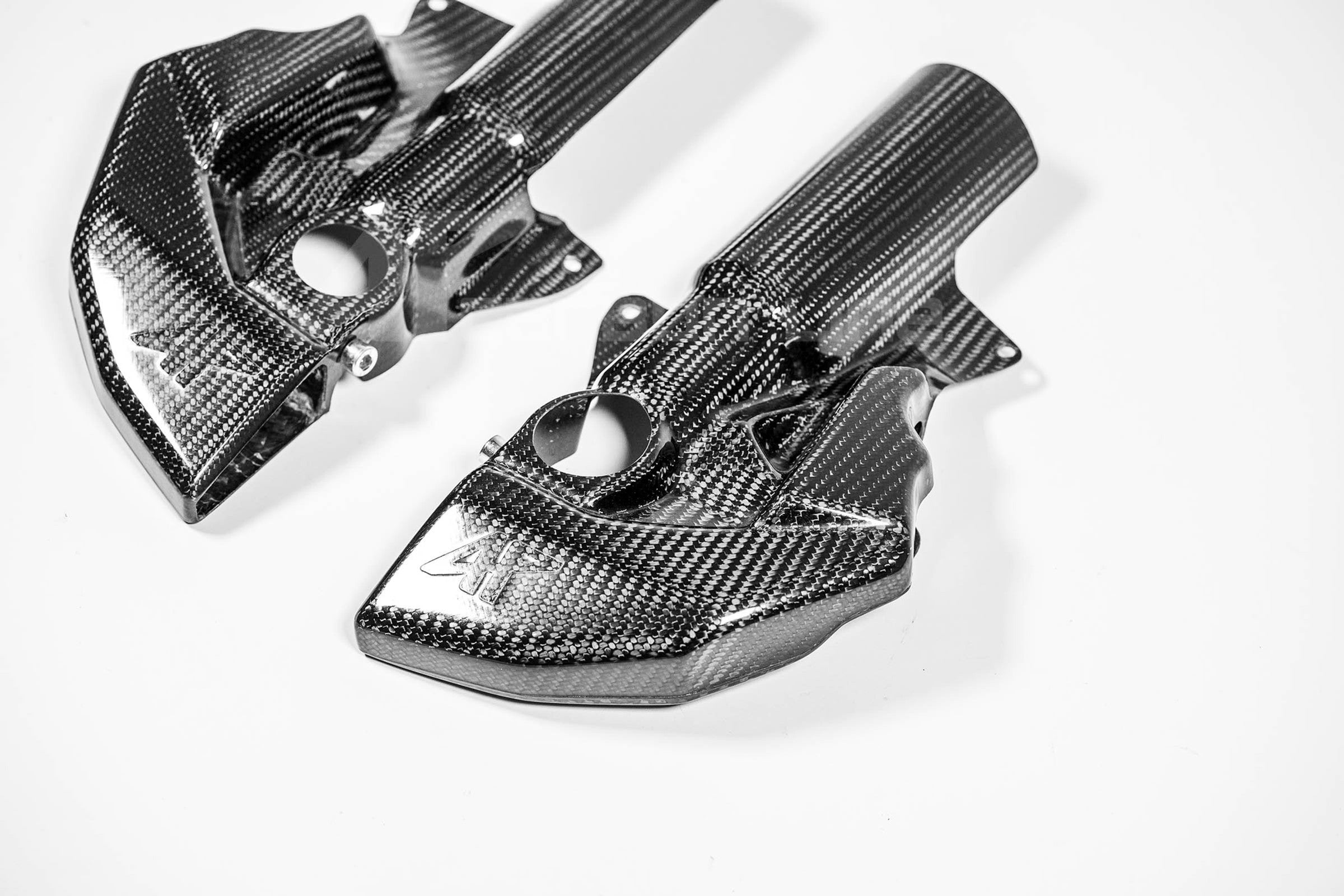 Braking cooling 200g AP Carbon Line Yamaha YZF-R1 RN65 (20-25)