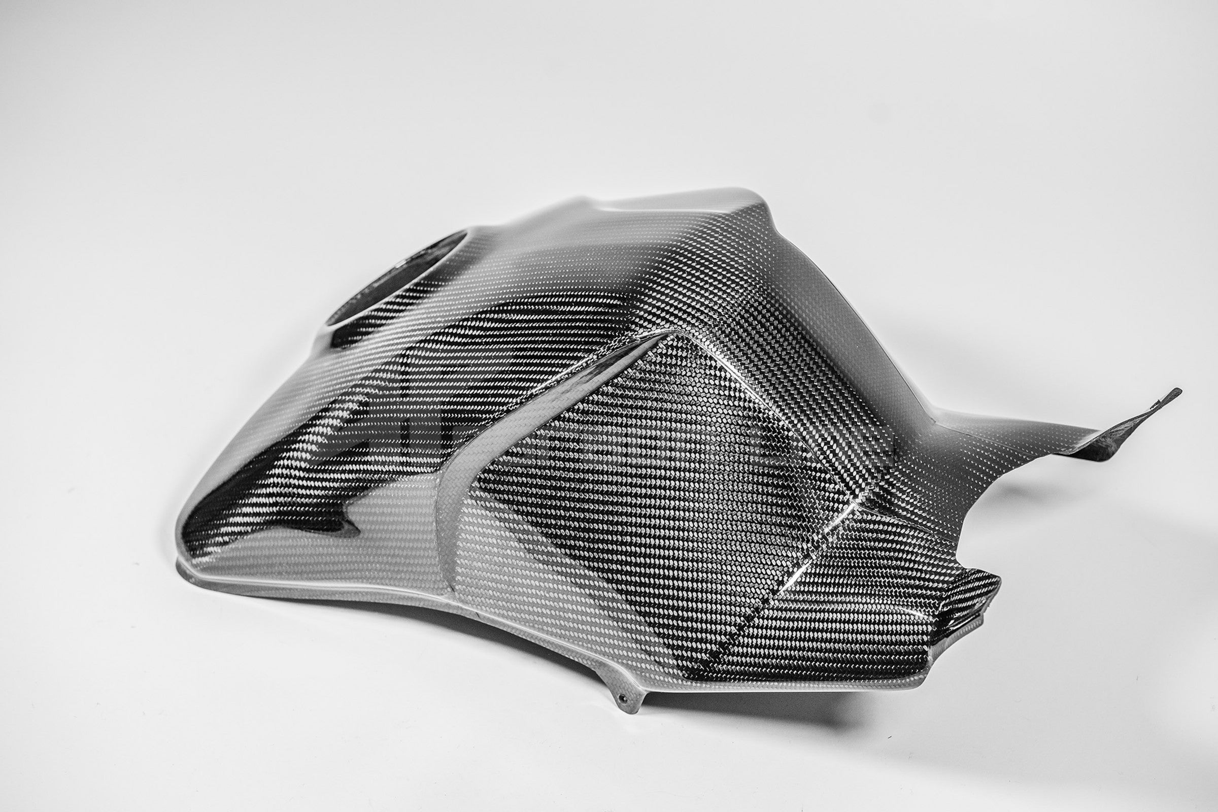 Tank cover SBK 200g AP Carbon Line Ducati Panigale V4/S/R (22-24)