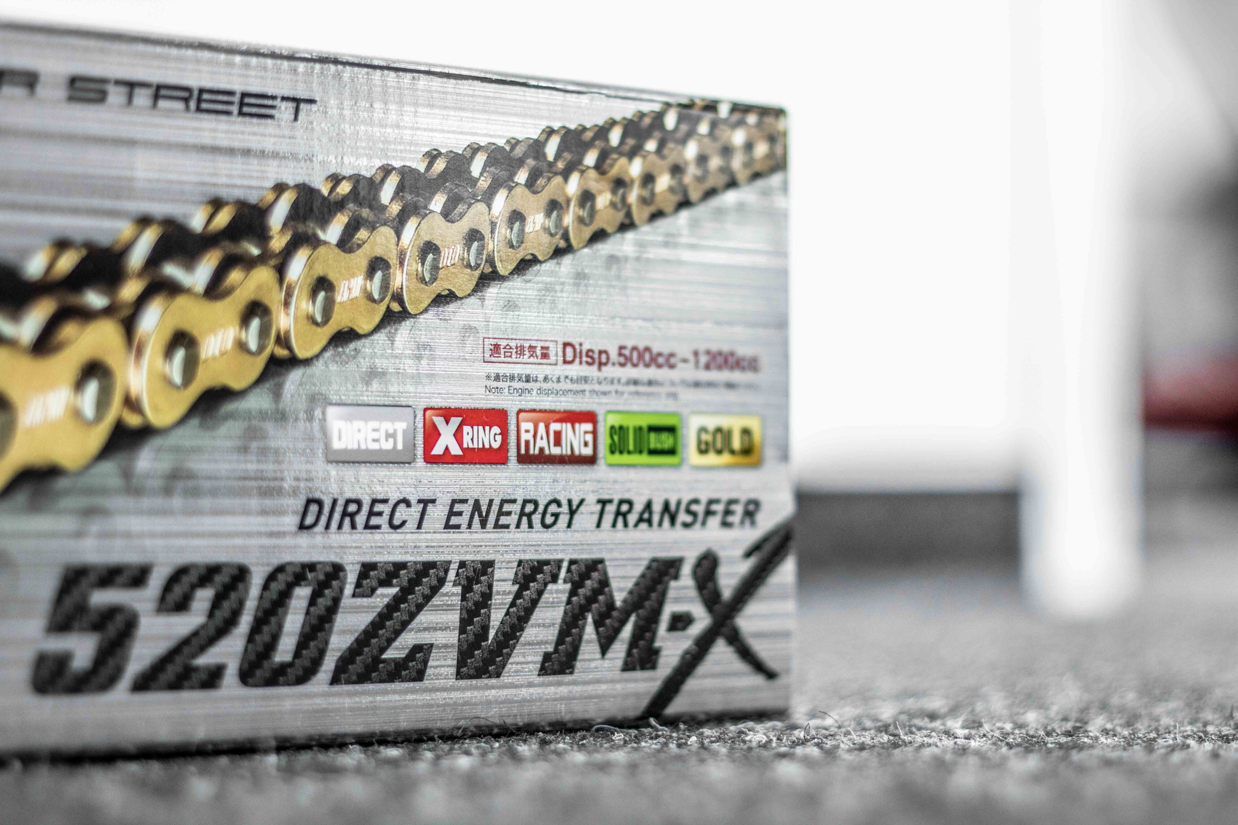 Corrente D.I.D 520ZVM-X X-Ring 520 G&G aberta com fecho de rebite – 100 a 132 elos 