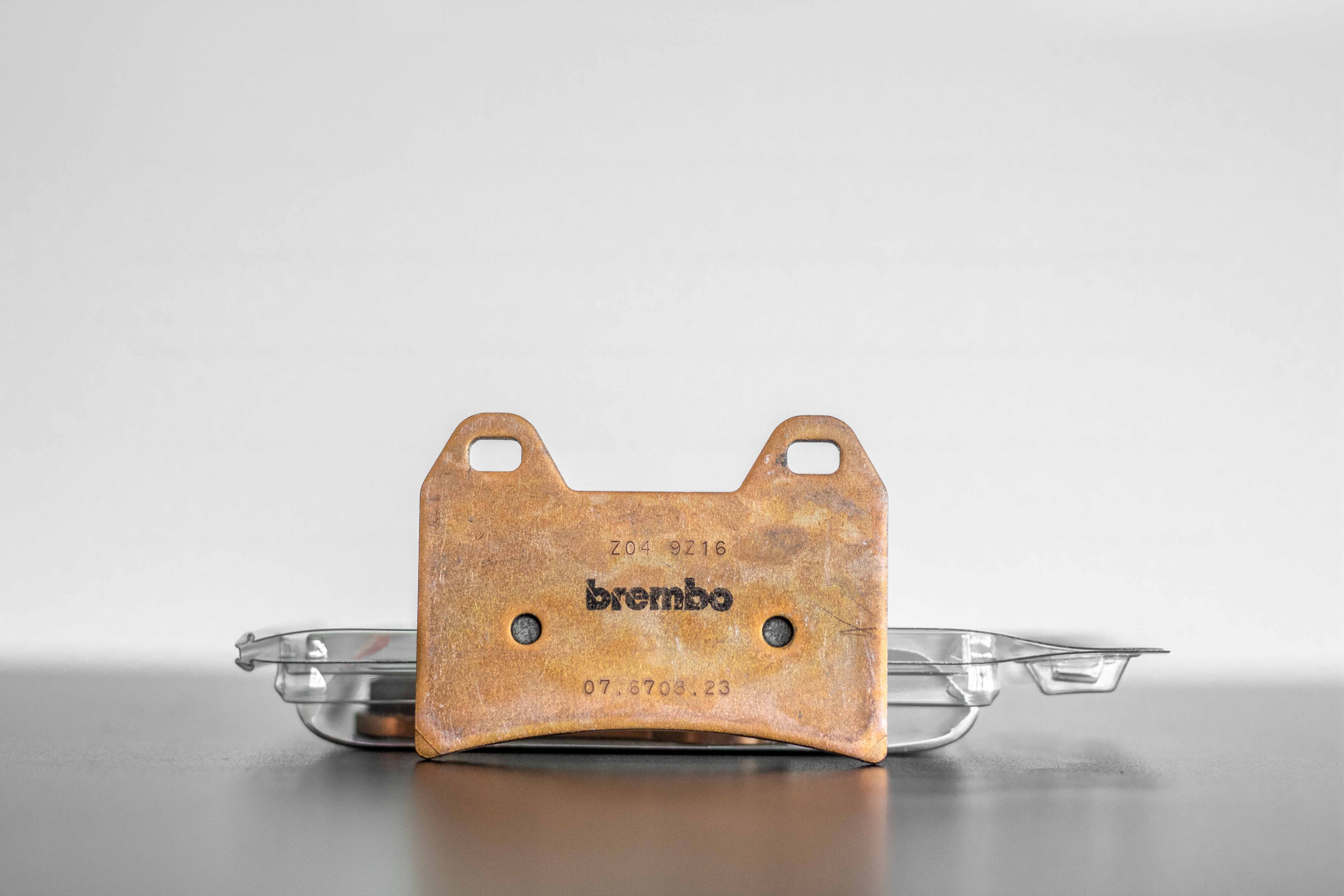 Brembo Z04 Racing brake pads for series caliper P4 30/34 107670823 