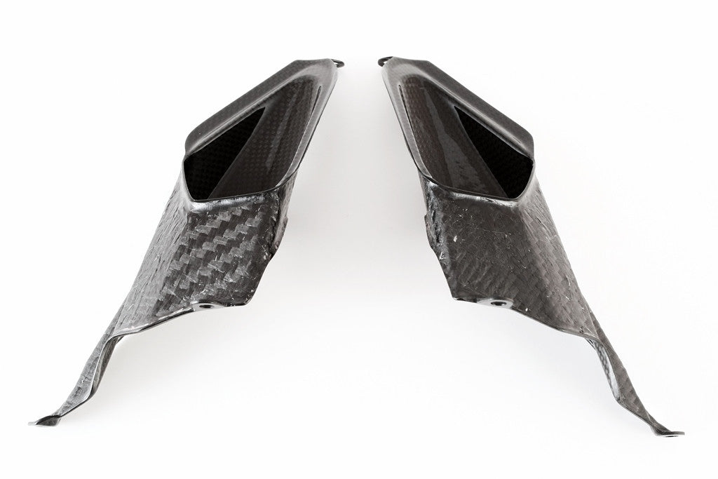 Entradas de ar traseiras em carbono Fullsix para Ducati Panigale 1199/R/S (12-17) 