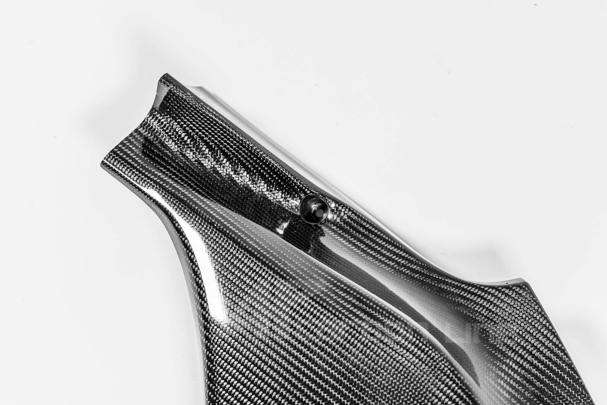 Lateral esquerdo 200g AP Carbon Line Yamaha YZF-R1/M RN65 (20-25) 